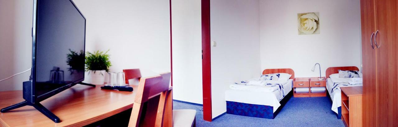 Hotel S-Centrum Benesov  Exterior photo